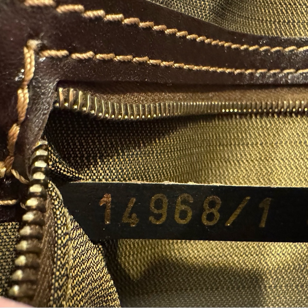 Fendi Zucca top handle. Great condition - Picture 13 of 13